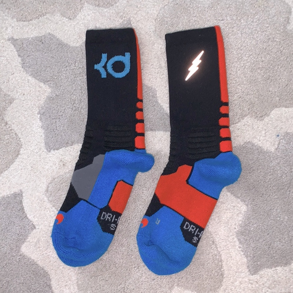 Nike Hyper Elite KD’s Socks EUC.  Adult S/ Youth XL